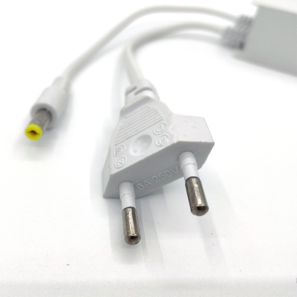White AC 100-240V Input DC 12V - Outdoor Lighting Connectors ulasan dan harga